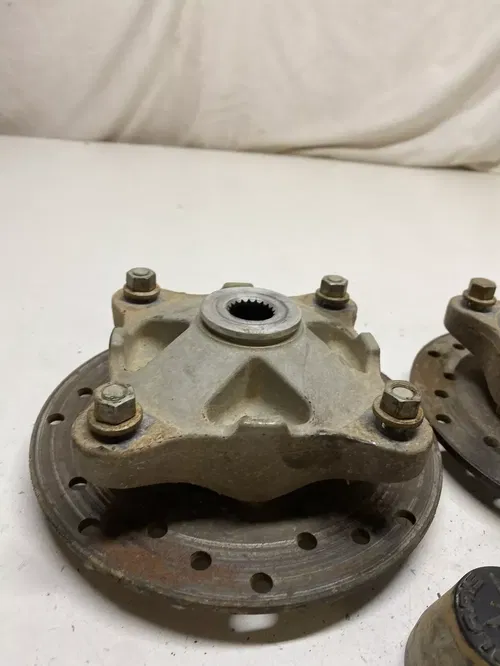 2004 04 Polaris ATP 500 4x4 atp LOT Back Rear Hub Disc Brake Rotor Dust Caps L R