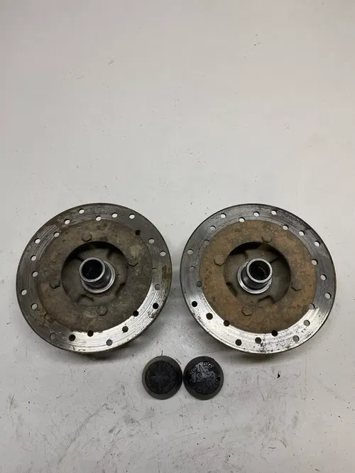 2004 04 Polaris ATP 500 4x4 atp LOT Back Rear Hub Disc Brake Rotor Dust Caps L R