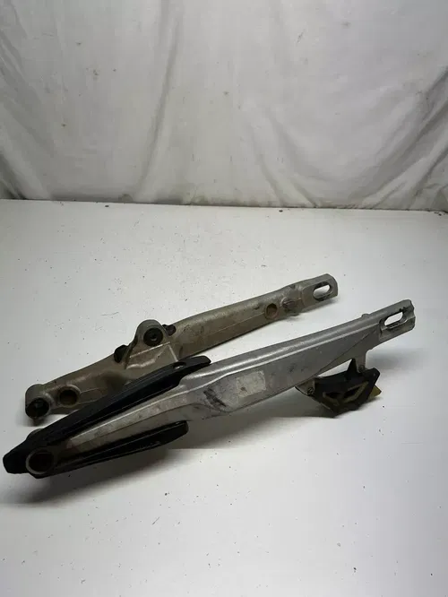2008 08 KTM 250 XC-FW xcfw OEM GOOD! Swingarm Swing Arm Chain Guide Pivot