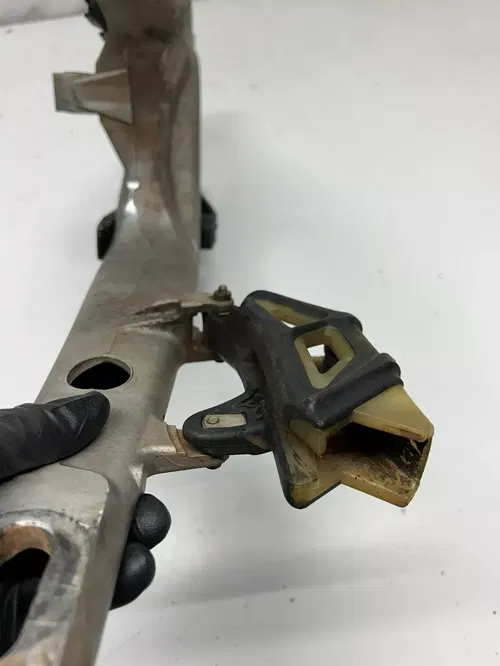 2008 08 KTM 250 XC-FW xcfw OEM GOOD! Swingarm Swing Arm Chain Guide Pivot