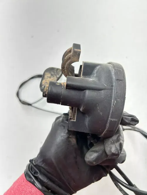 04 2004 Polaris Scrambler 500 4x4 OEM Thumb Throttle Mount Cable Choke Mount