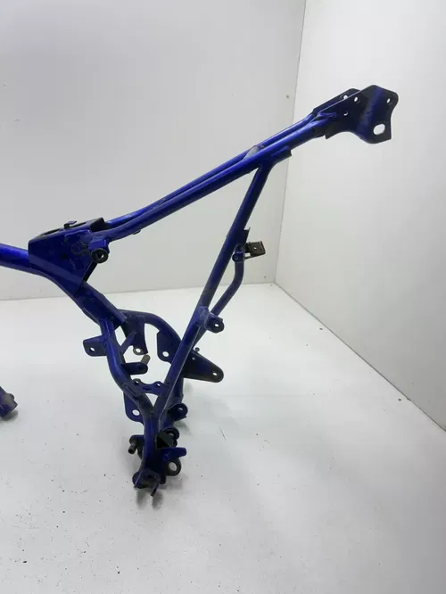 01 2001 Yamaha TTR125 Ttr 125 OEM T!tl3 Main Frame Body Assembly Chassis READ