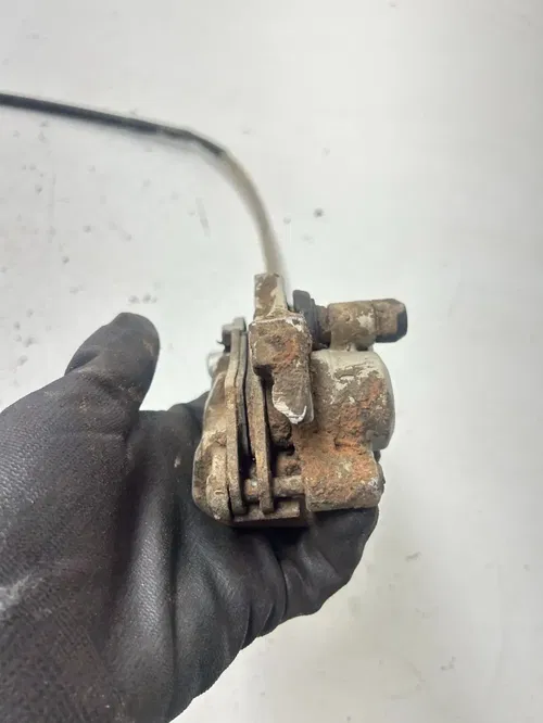 03 2003 Honda CR250R Cr 250 r 2 Stroke OEM Front Brake Caliper Master Line