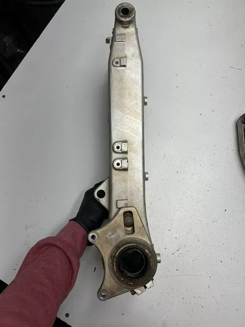 05 2005 Honda TRX450R Trx 450 r OEM LOT Swingarm Swing Arm Linkage Axle Carrier