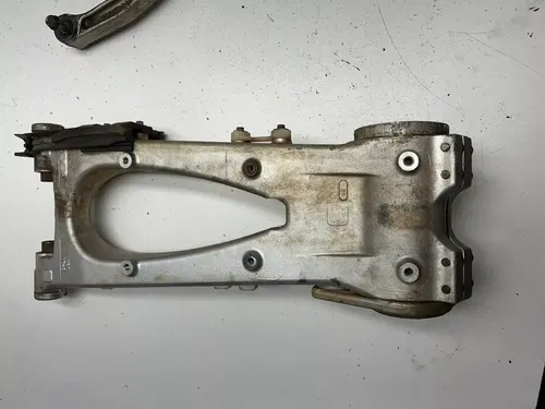 05 2005 Honda TRX450R Trx 450 r OEM LOT Swingarm Swing Arm Linkage Axle Carrier