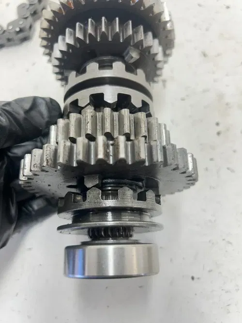 2000 Polaris Magnum 325 4x4 OEM Trans Transmission Gear Fork Shaft Chain