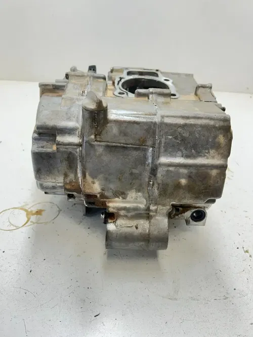 05 2005 Honda Rancher 350 TRX350ES 4x4 OEM Crankcase Cases Engine Motor Clutch