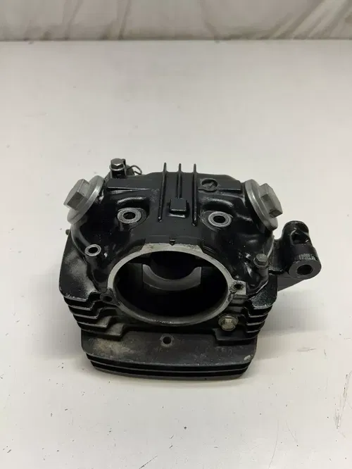 1983 83 HONDA XR200R xr 200 r OEM Cylinder Head Cap Valve Rocker Arm READ DESCRI