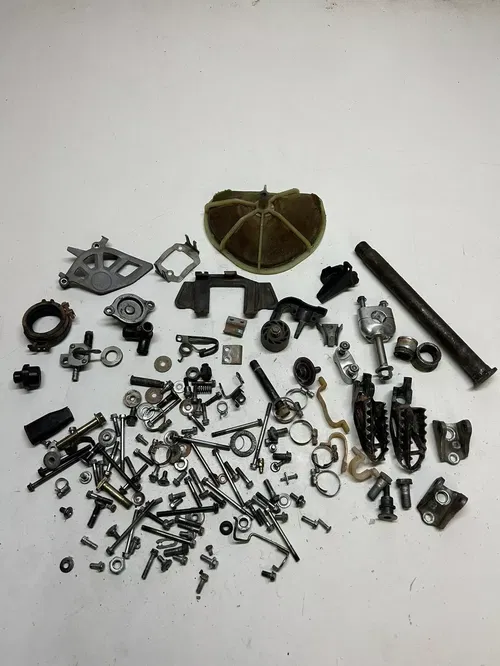 2004 04 HONDA CRF450R crf 450 r LOT Bolts Hardware Mount Peg Filter Cage Axle