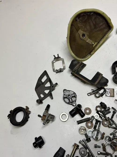 2004 04 HONDA CRF450R crf 450 r LOT Bolts Hardware Mount Peg Filter Cage Axle