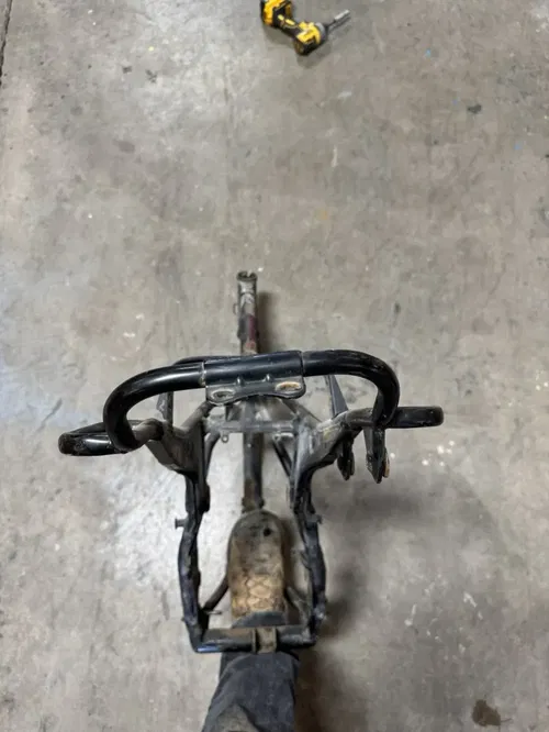 1984 84 Kawasaki KDX200 kdx 200 A OEM  Main Frame Chassis Body Assembly READ DES