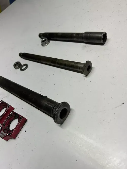 2007 07 Honda CRF450R crf 450 r OEM LOT Front Rear Back Axle Shaft Bolt Nut Bloc