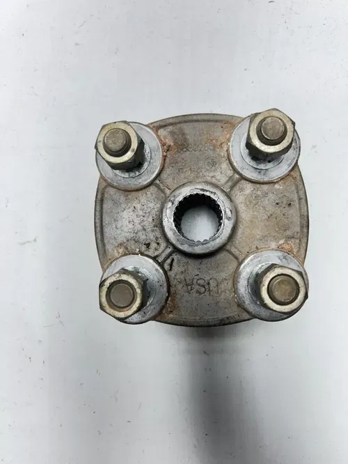 1994 94 Polaris Trail Boss 400 4x4 OEM Rear Back Wheel Hub Hubs Lug Nuts L R