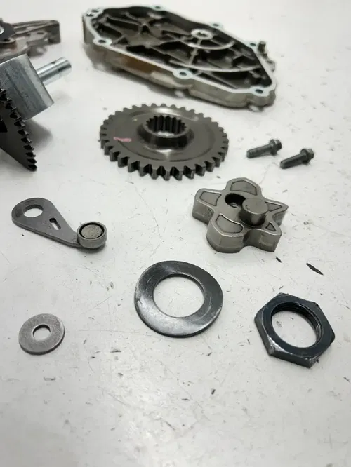 24 2024 Can-Am HD10 Defender Lonestar OEM Trans Gear Shaft Star Arm Lever Cases