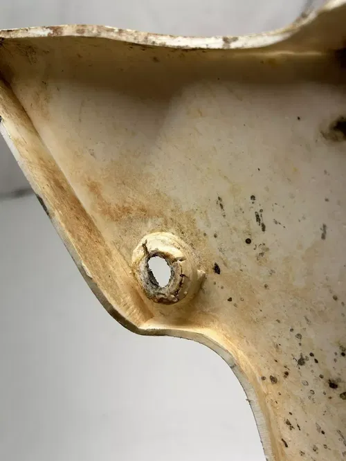 1985 85 HUSQVARNA WR125 wr 125 DAMAGE! Right Side Cover Plastic Fend Free Ship ￼