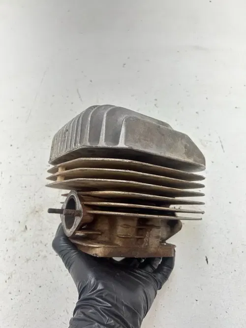 03 2003 Polaris Trailblazer 250 2x4 OEM Cyl Cylinder Head Jug Sleeve Cap Dome