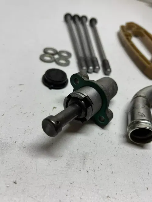 2016 16 Arctic Cat 700 HDX XT CREW Cam Chain Guide Head Stud Bolts Tension Spout