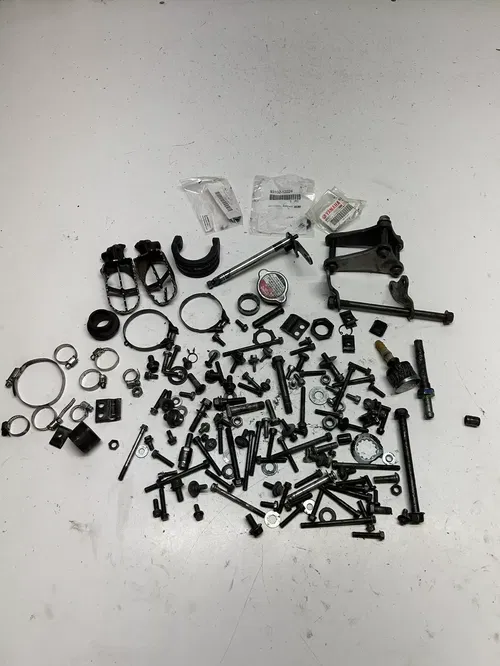 2003 03 YAMAHA YZ450F Yz 450 f LOT Bolt Hardware Mount Support Nut Peg Motor