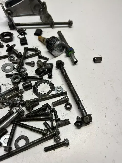 2003 03 YAMAHA YZ450F Yz 450 f LOT Bolt Hardware Mount Support Nut Peg Motor