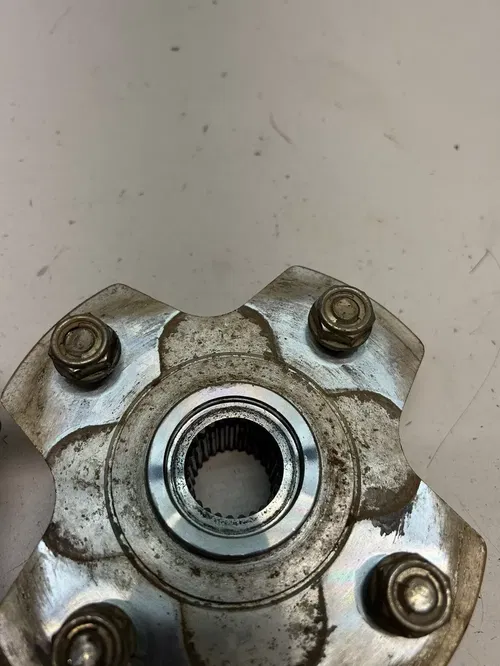 2005 05 POLARIS PHOENIX 200 Rear Back Hubs Hub L R Lugs Dust Cap Cover #2