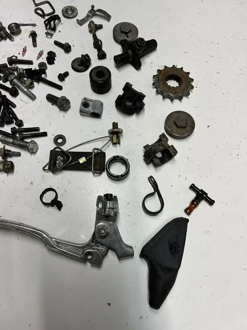 2005 05 SUZUKI DRZ125L Drz 125 L OEM LOT Boot Hardware Mount Strap Nut Washer
