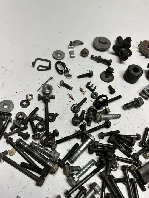 2005 05 SUZUKI DRZ125L Drz 125 L OEM LOT Boot Hardware Mount Strap Nut Washer