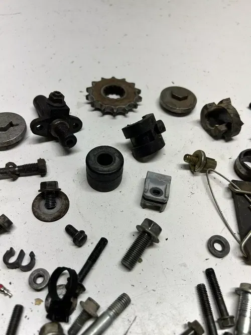 2005 05 SUZUKI DRZ125L Drz 125 L OEM LOT Boot Hardware Mount Strap Nut Washer