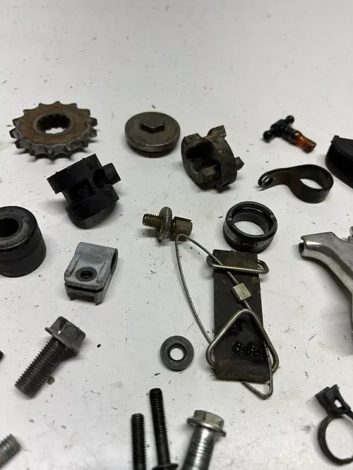 2005 05 SUZUKI DRZ125L Drz 125 L OEM LOT Boot Hardware Mount Strap Nut Washer