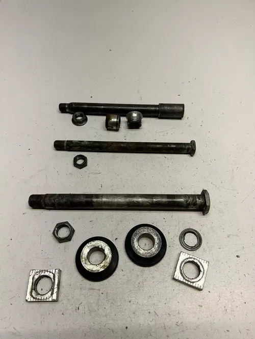 2004 04 Yamaha Yz250f YZ 250 F Front Rear Back Axle Shaft Spacer Swingarm Bolt