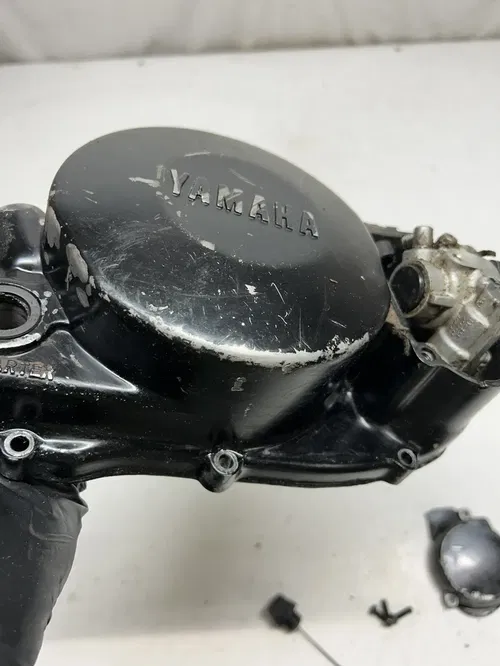 1990 90 Yamaha RT180 RT 180 rt OEM Clutch Cover Case Oil Cap NO BREAKS/CRACK! #3