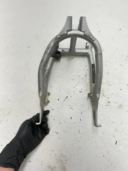 04 2004 Honda Crf 70 f CRF70F OEM GOOD THREADS! Swing Arm Swingarm Suspension
