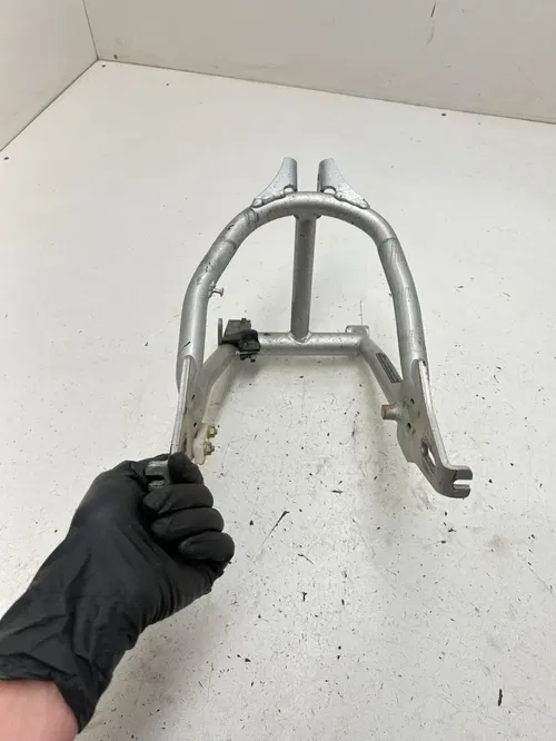 04 2004 Honda Crf 70 f CRF70F OEM GOOD THREADS! Swing Arm Swingarm Suspension