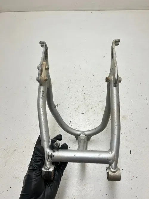 04 2004 Honda Crf 70 f CRF70F OEM GOOD THREADS! Swing Arm Swingarm Suspension