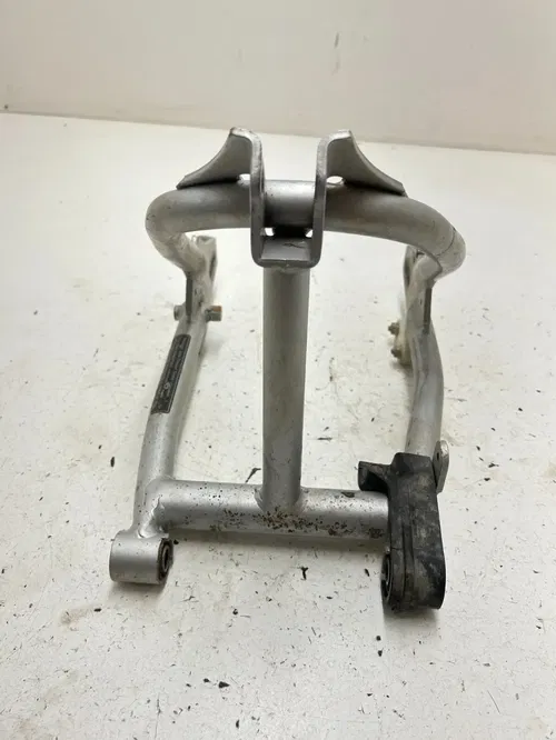 04 2004 Honda Crf 70 f CRF70F OEM GOOD THREADS! Swing Arm Swingarm Suspension