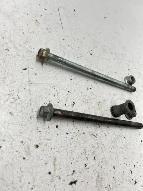 94 1994 Honda XR80R Xr 80 r OEM GOOD THREADS Front Rear Back Axle Axles Bolt