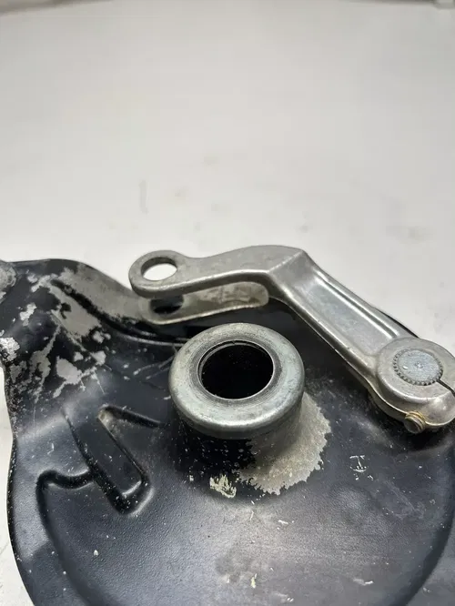 1982 82 Yamaha YZ250 yz 250 OEM GOOD! Rear Back Brake Drum Plate Lever Arm