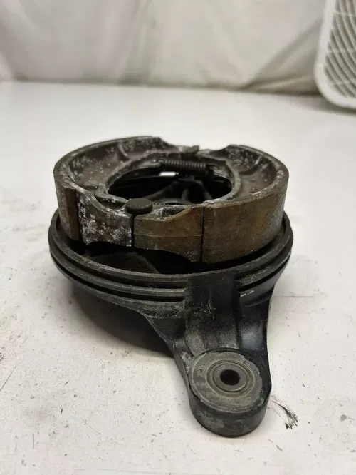 1982 82 Yamaha YZ250 yz 250 OEM GOOD! Rear Back Brake Drum Plate Lever Arm