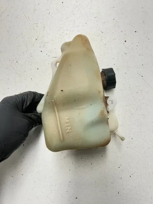 2000 Suzuki Quad Sport LT80 Lt 80 2x4 OEM Oil Reservoir Tank Cell Holder