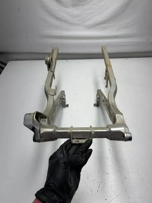 05 2005 Honda TRX450R Trx 450 r OEM Subframe Sub Frame STRAIGHT READ DESCRIPTION