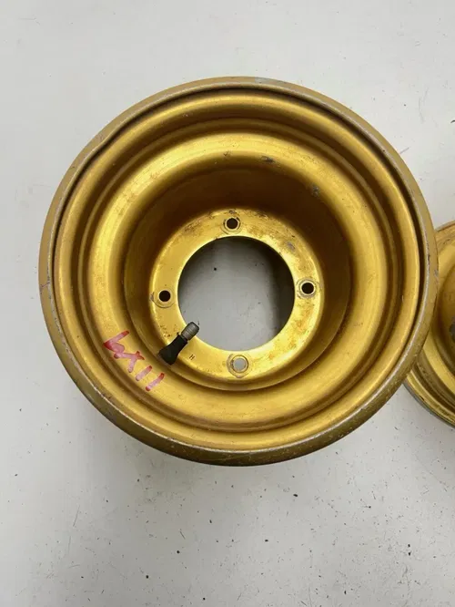 1985 85 Suzuki Quadracer 250 LT250r Lt 250 R OEM STRAIGHT Rear Wheel Rim 9 Inch