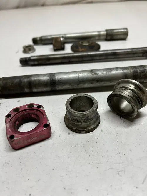 2004 04 HONDA CRF250R crf 250 r Front rear back axle shaft spacer block swing#2