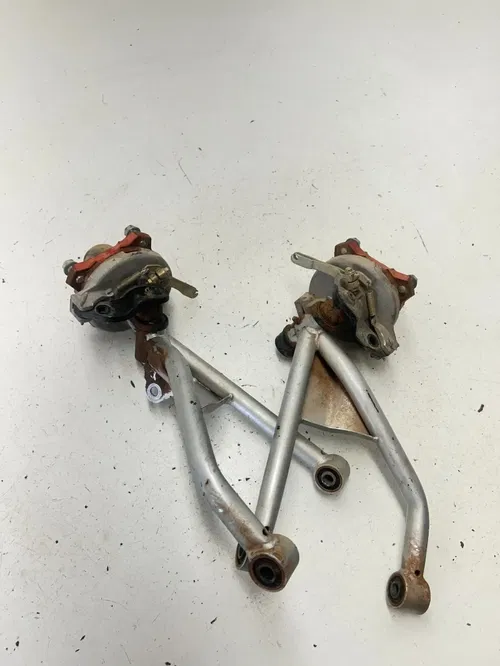 05 2005 Polaris Predator 90 2 Stroke OEM GOOD! L R Control A Arms Spindle Hub