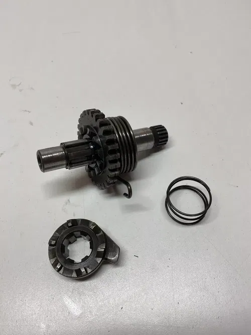 1986 86 Suzuki LT250R Quadracer 250 GOOD OEM kickstart Gear Assembly Kick Start