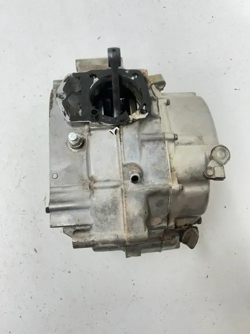 79 1979 Honda XL185S xl 185 s OEM Engine Motor Bottom End Crankcase READ DESCRIP