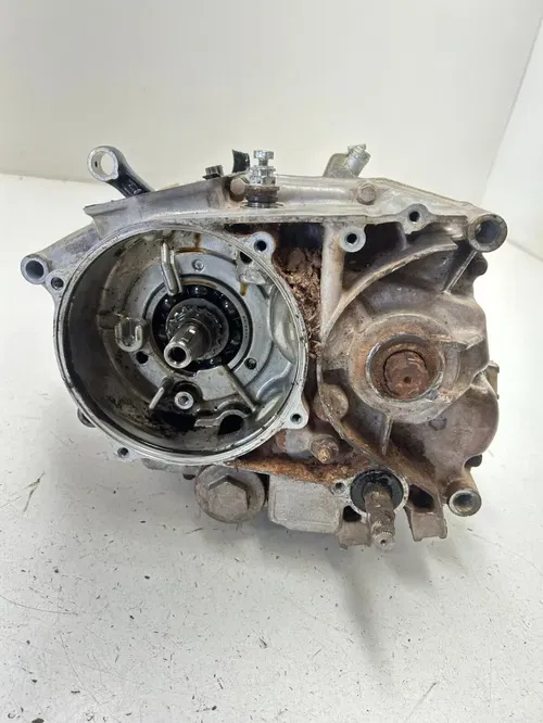 79 1979 Honda XL185S xl 185 s OEM Engine Motor Bottom End Crankcase READ DESCRIP