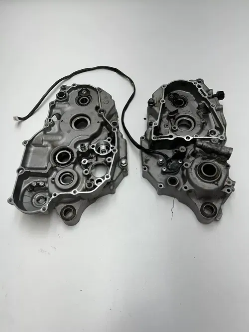 08 2008 Yamaha WR450F Wr 450 f OEM GOOD! Crankcase Cases Case Engine Motor READ!