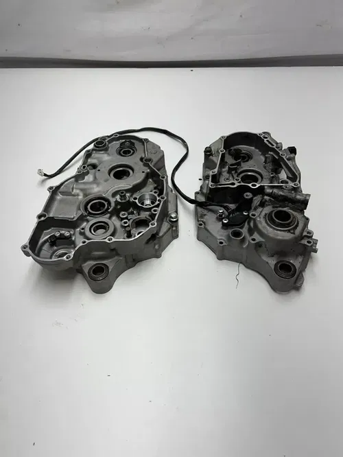08 2008 Yamaha WR450F Wr 450 f OEM GOOD! Crankcase Cases Case Engine Motor READ!