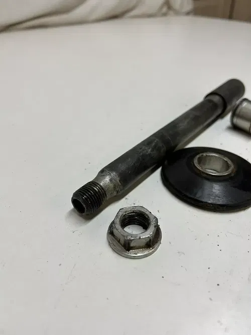 2004 04 HONDA CRF250R crf 250 r LOT Front Rear Back Axle Shaft Swing arm Spacer
