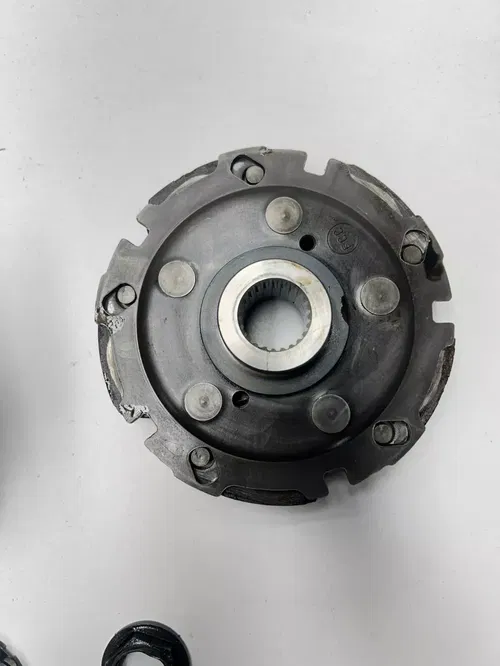 05 2005 Yamaha Kodiak 450 IRS 4x4 OEM Wet Centrifugal Clutch with Hub