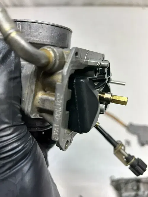 2003 03 YAMAHA YZ450F Yz 450 f OEM Carb Carburetor Bowl Slide Jet READ DESCRIP
